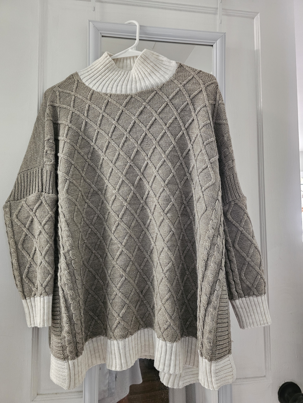 Neutral MERSEA Cable-Knit Mock Neck Sweater with White Trim